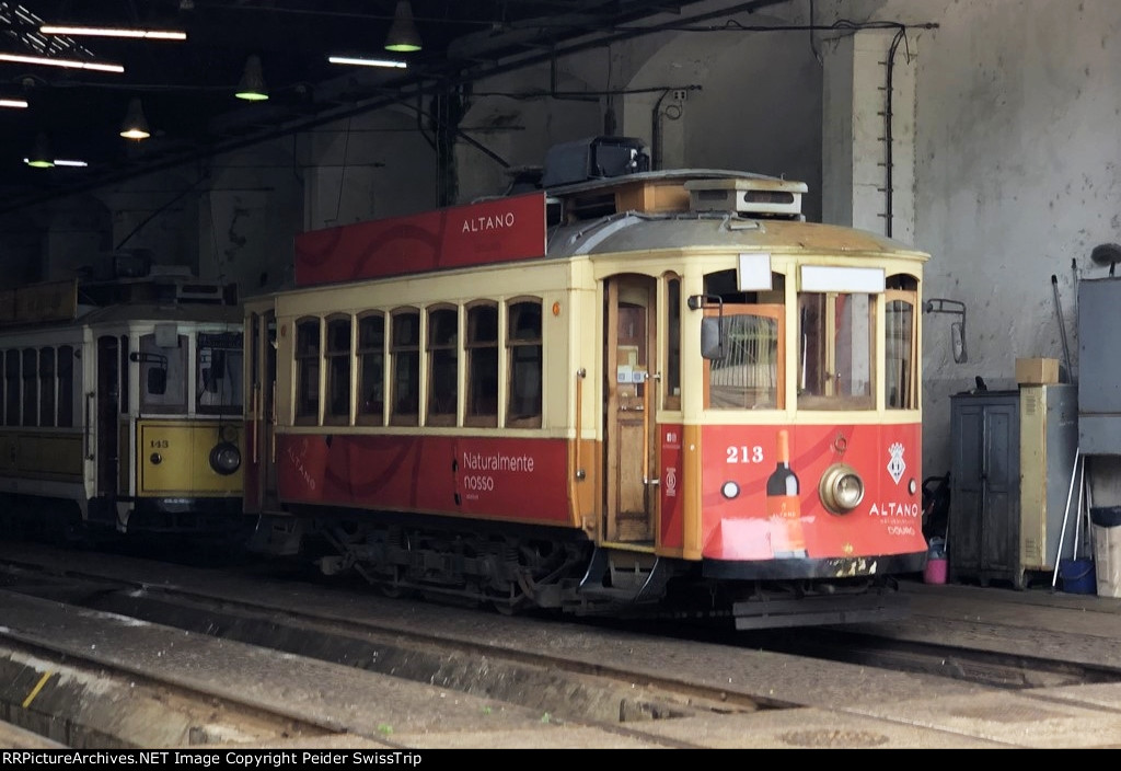 Historic streetcars in Porto - J.G. Brill Company of Philadelphia